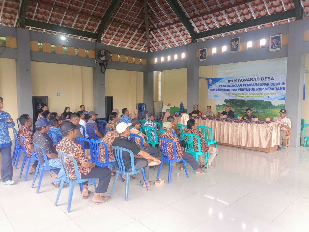 Bhabinkamtibmas Desa Sumberbendo Polsek Bubulan Hadir Dalam Pelaksanaan Musdes Perencanaan Pembangunan Desa Dan Pembentukan Tim Penyusun RKP Tahun 2027