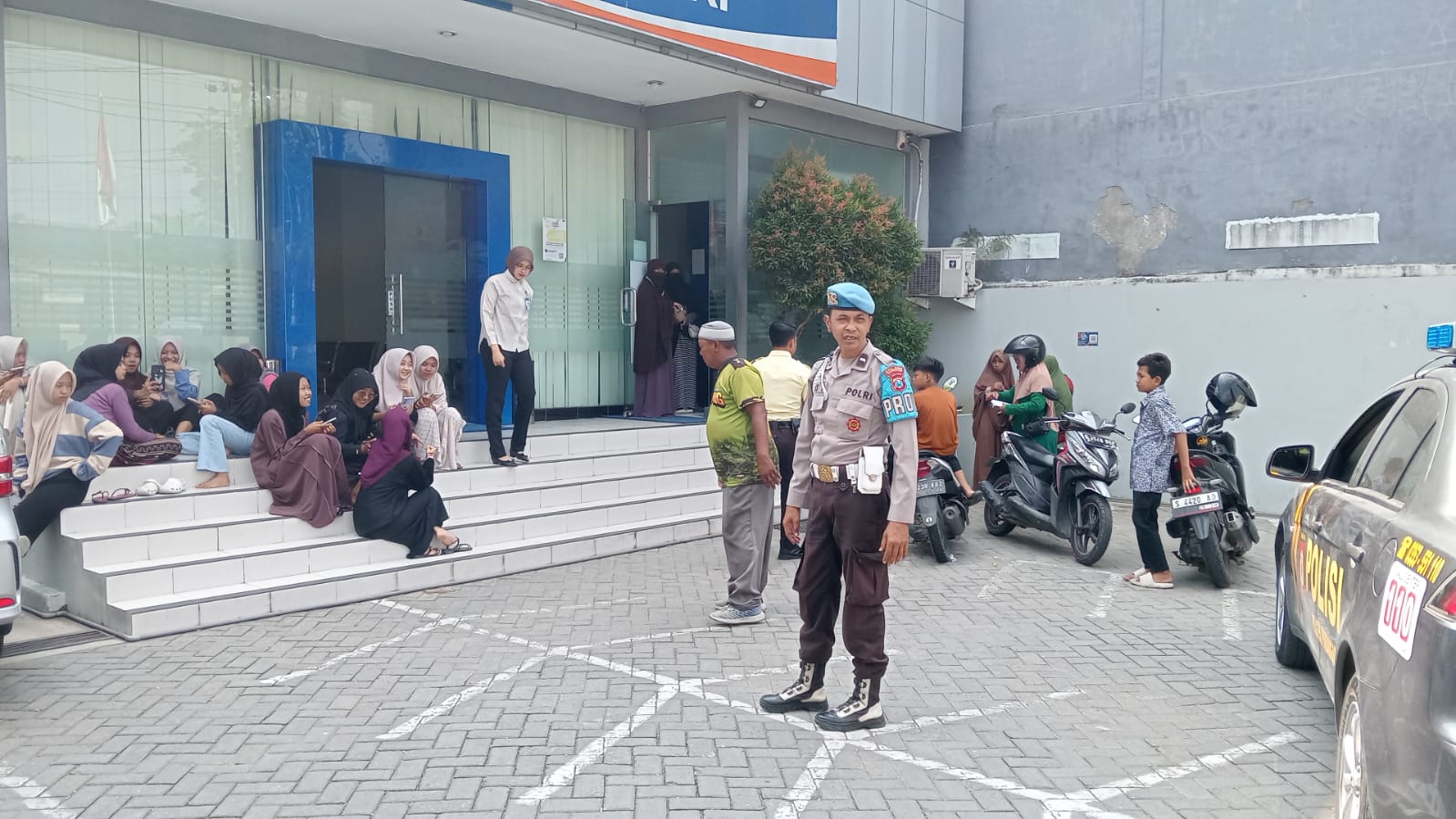 Polsek Padangan Gelar Patroli Siang di Perbankan, Cegah Aksi Kriminalitas