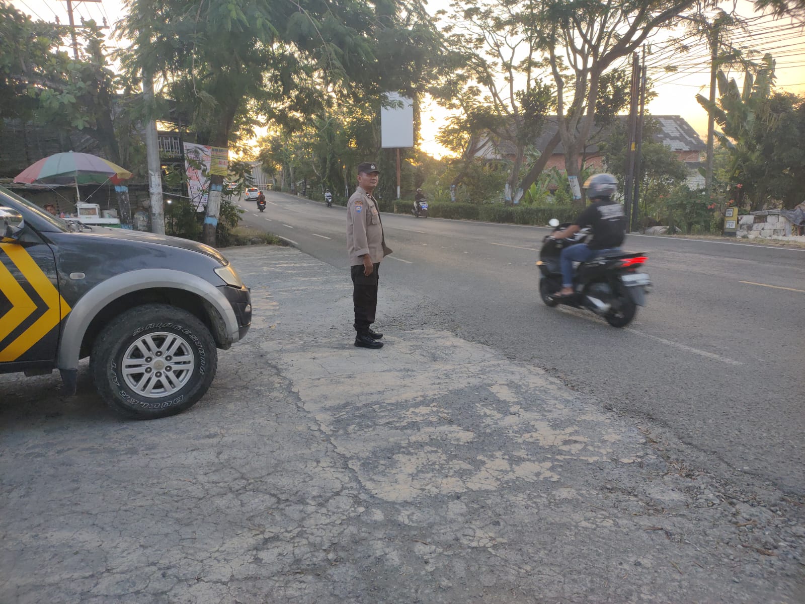 Patroli Sore Hari Himbau Kepada Masyarakat antisipasi Balap Liar dan Curanmor