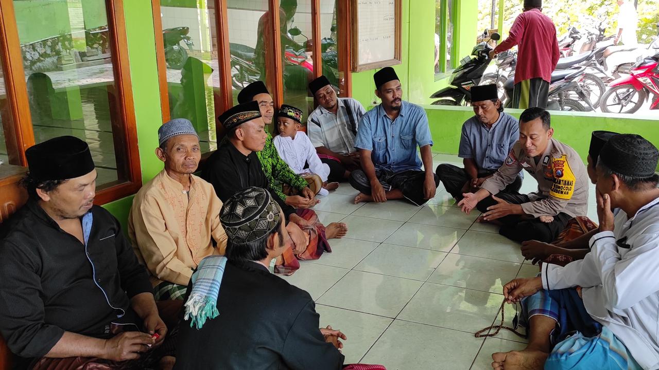 Sambang Bhabinkamtibmas di Masjid, Pesan Kamtibmas Disampaikan Langsung ke Jamaah*