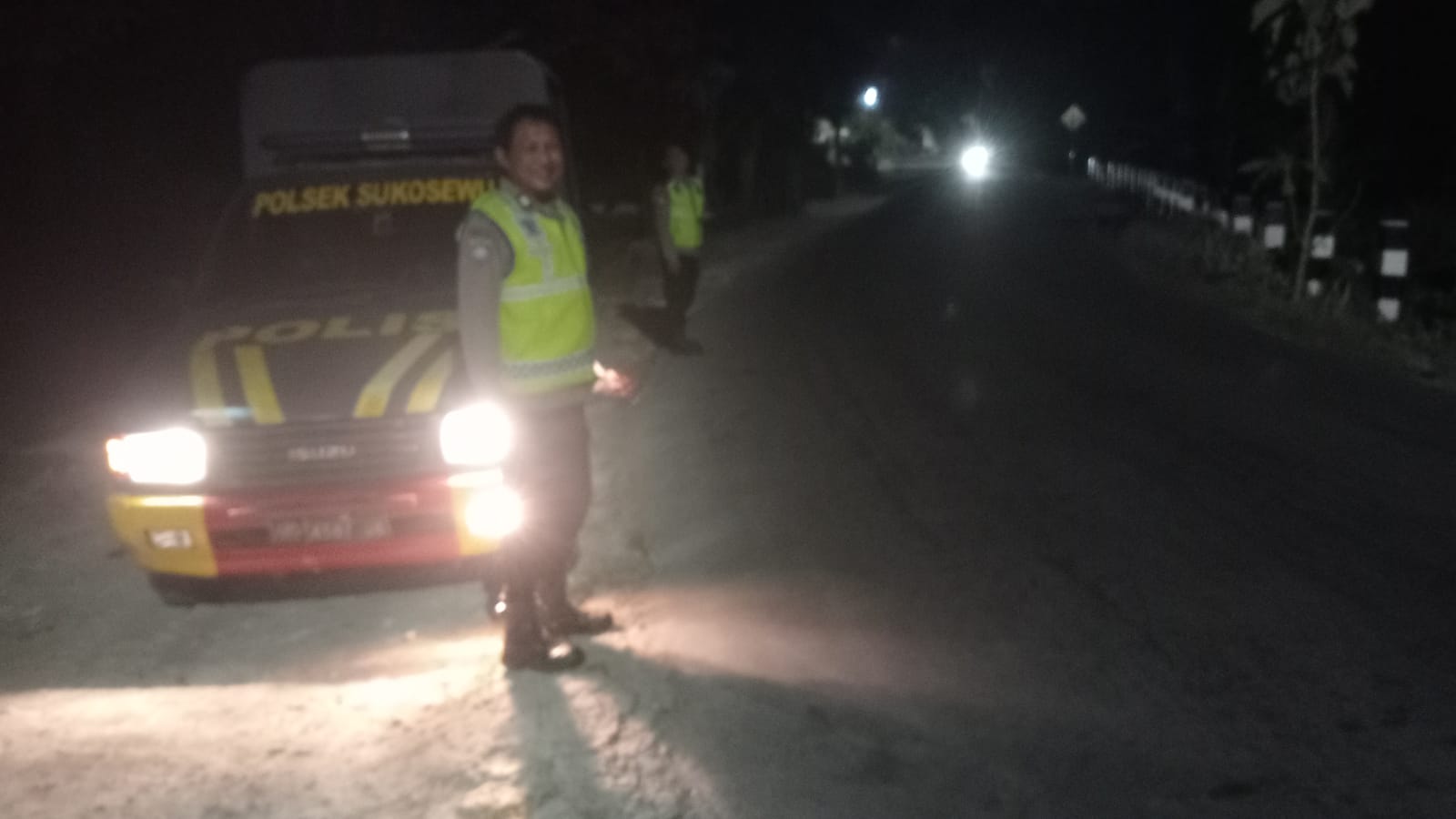 Piket jaga Polsek Sukosewu laksanakan Patroli Malam