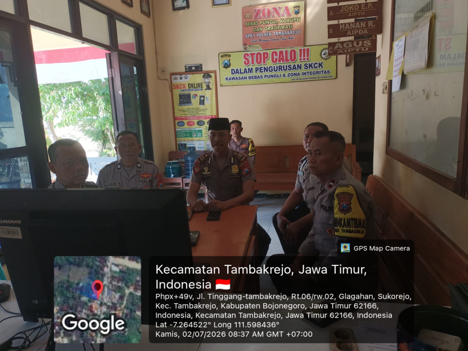 Melalui Zoom Binrohtal jajaran Polres, Polsek Tambakrejo Tingkatkan Keimanan Dan Ketaqwaan Personelnya