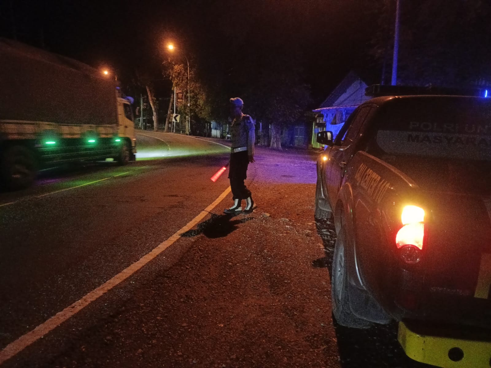 Polsek Margomulyo Melaksanakan Giat Sapa Malam Guna Antisipasi Kriminalitas