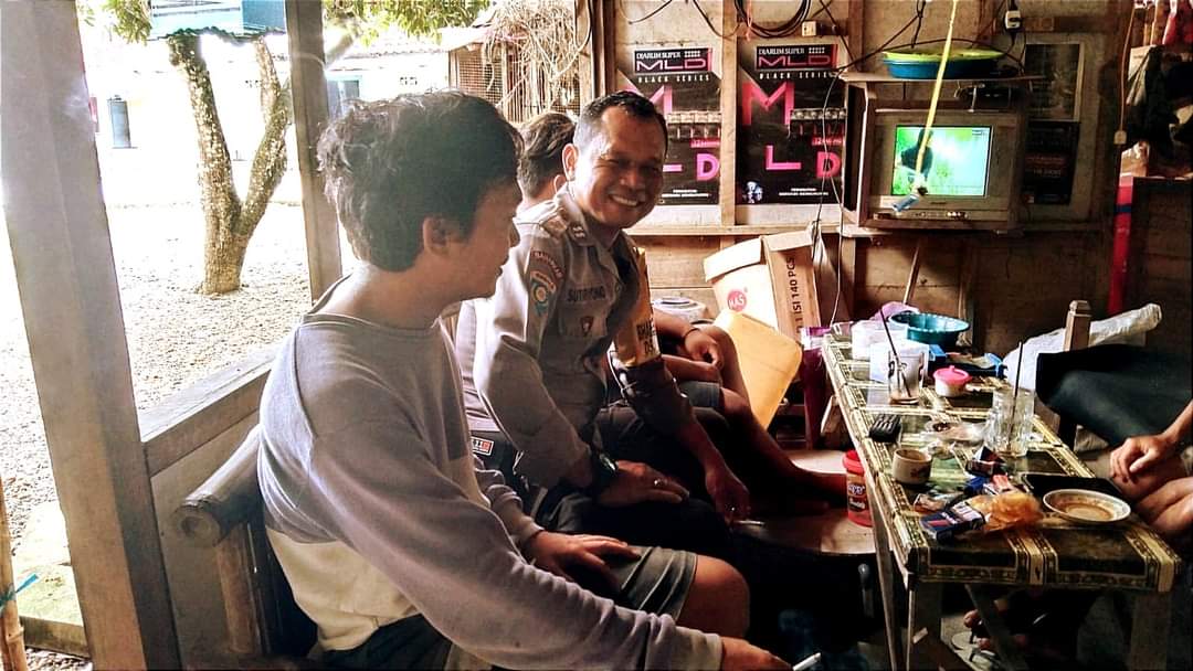 Patroli Dialogis Sampaikan Pesan Kamtibmas