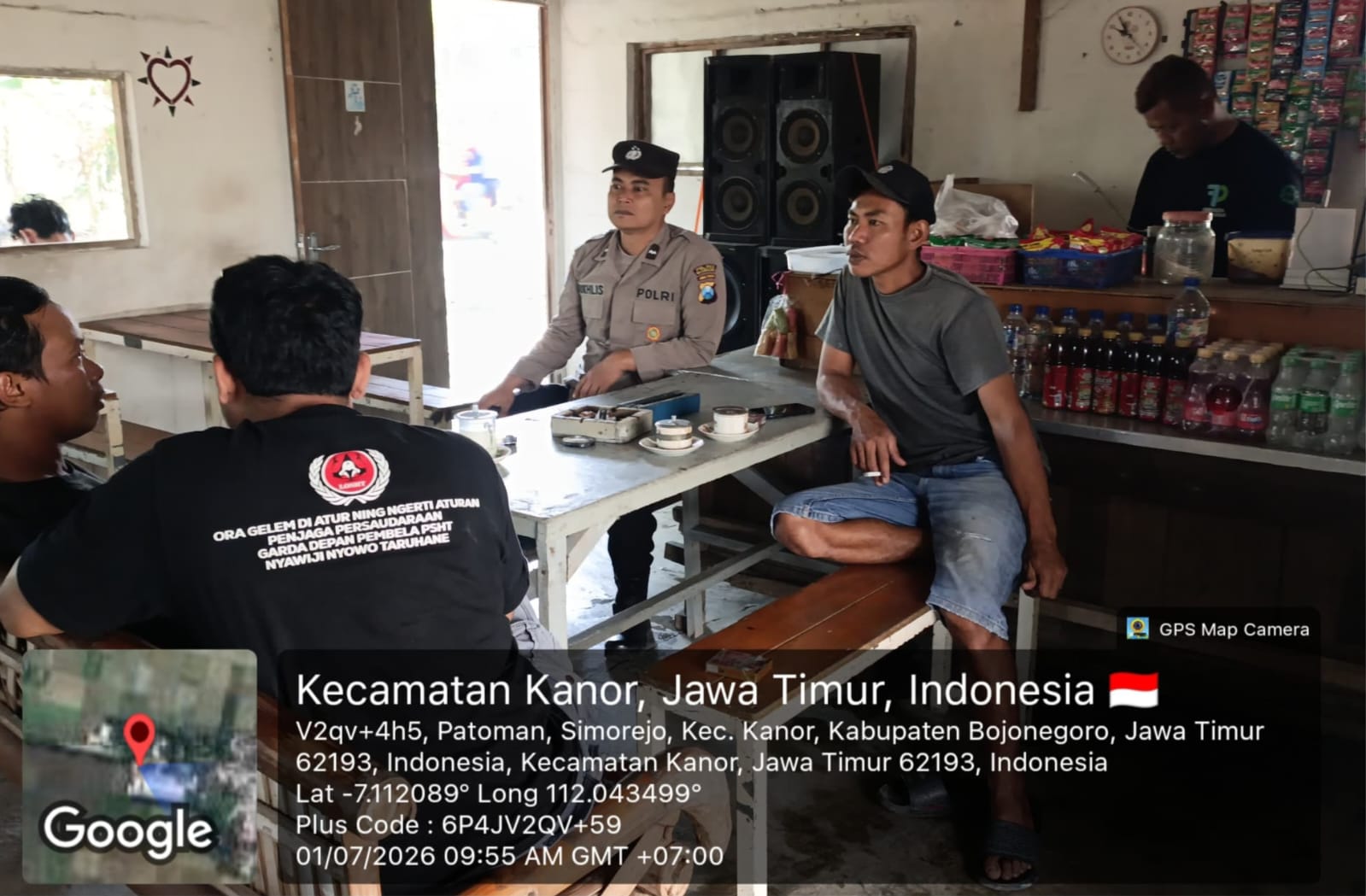 Bhabinkamtibmas Polsek Kanor Berkunjung Ke Warga