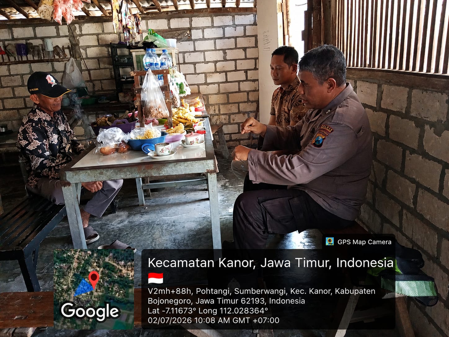 Bhabinkamtibmas Polsek Kanor Sambang Ke Tokoh Masyarakat