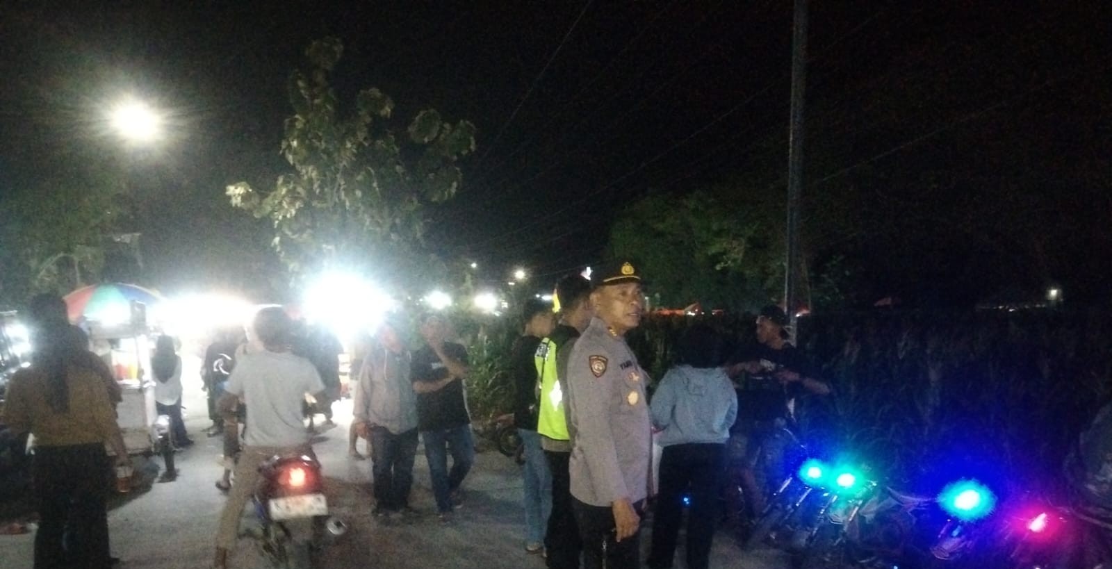 ANGGOTA POLSEK NGRAHO MELAKSANAKAN PAM KETOPRAK DI DUSUN GADELAN DESA TANGGUNGAN