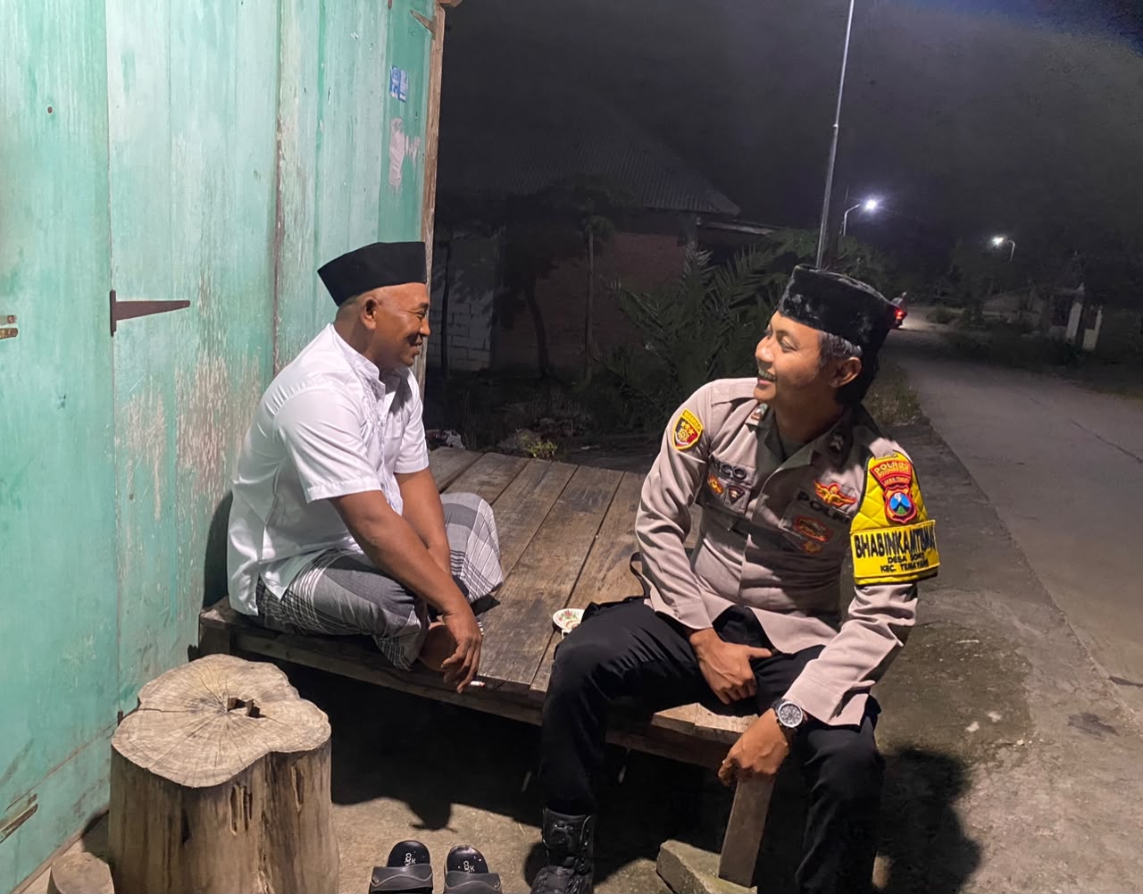 Bhabinkamtibmas Polsek Temayang Polres Bojonegoro Tingkatkan Patroli dan Imbauan