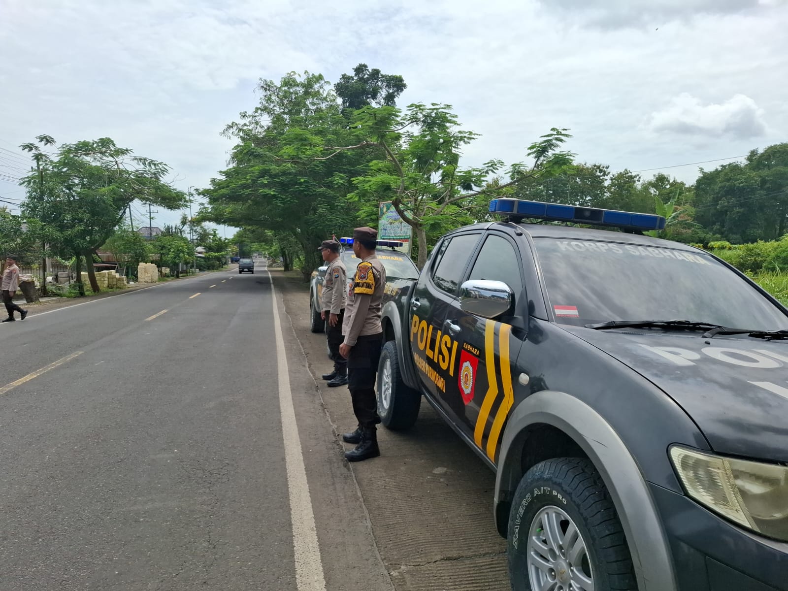 CEGAH BALAP LIAR GANGUAN KAMTIBMAS POLSEK GAYAM DAN POLSEK PURWOSARI GELAR PATROLI BERSINGGUNGAN
