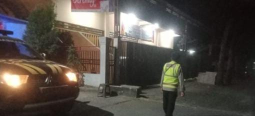 Piket jaga Polsek Sukosewu laksanakan Patroli Malam