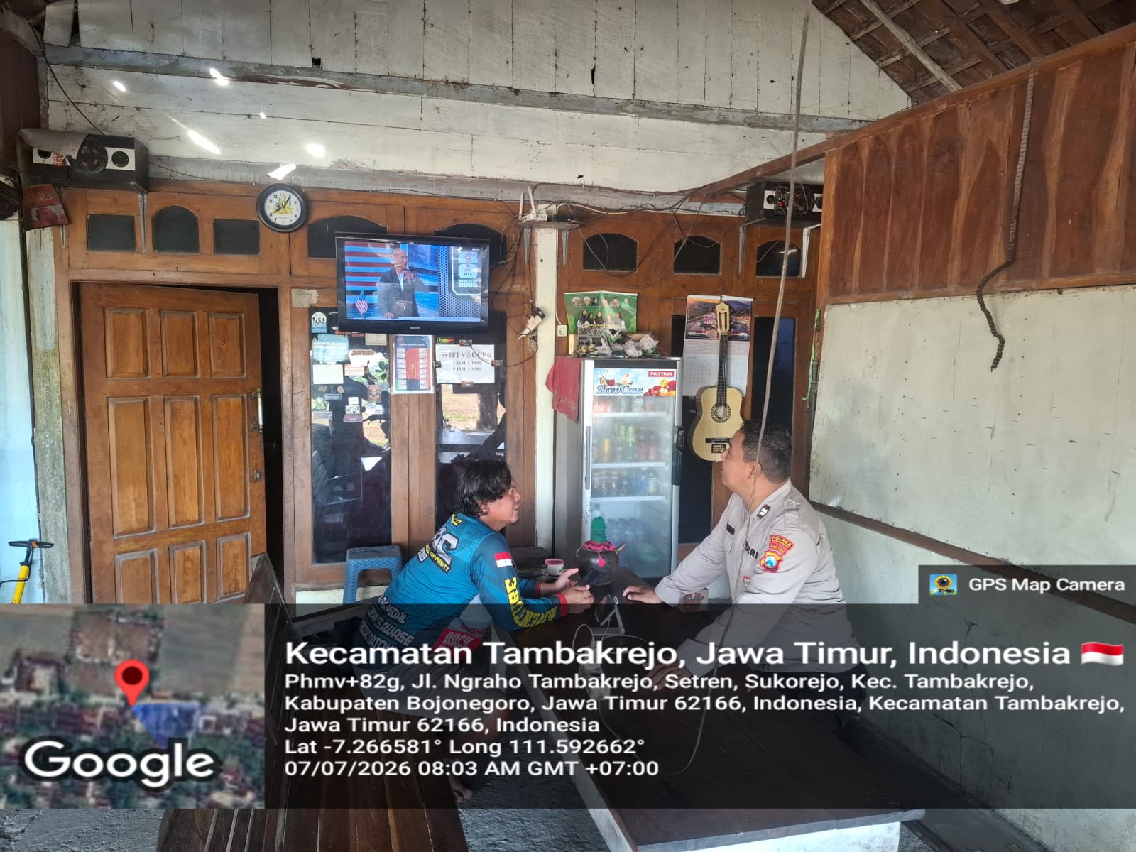 Cegah laka lantas Polsek Tambakrejo laksanakan pengaturan Pagi di jalur padat kendaraan