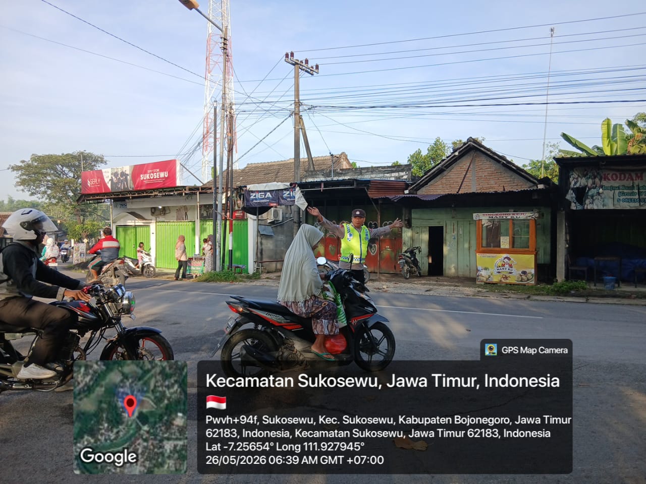Piket jaga Polsek Sukosewu laksanakan sapa pagi