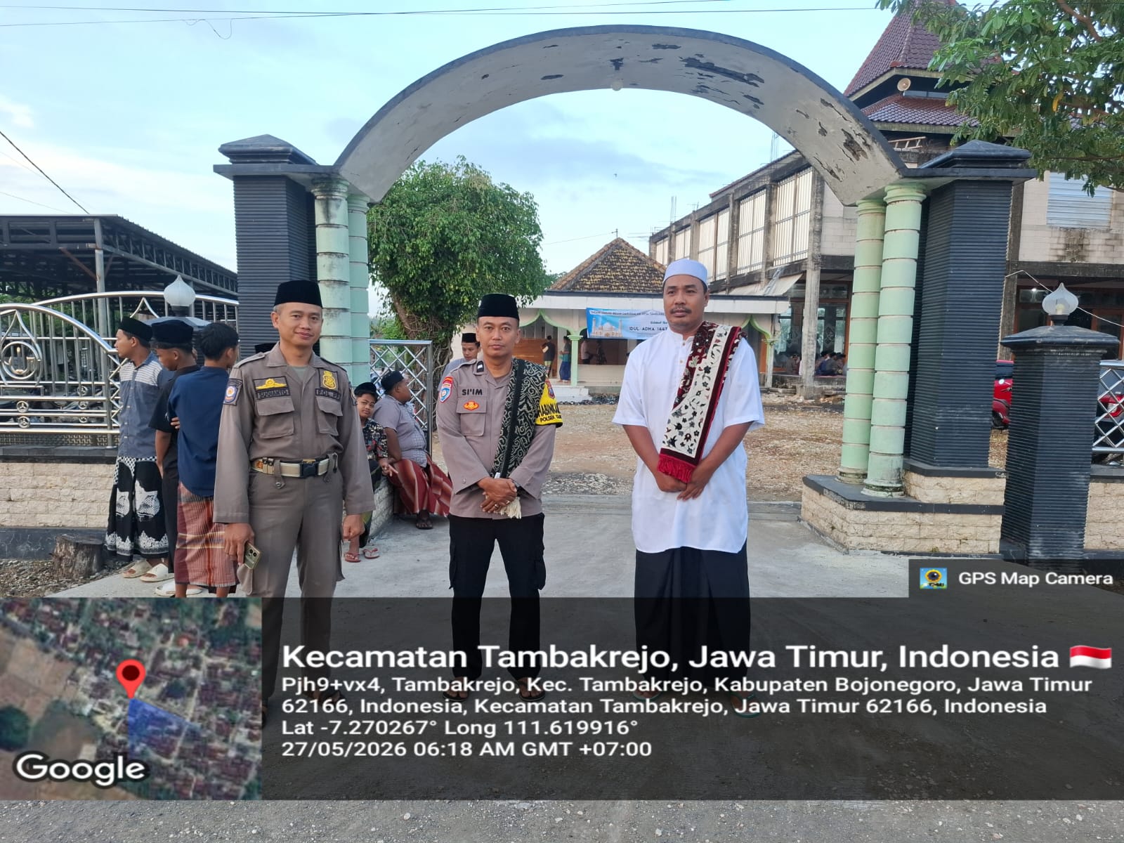 Polsek Tambakrejo Laksanakan Pengamanan Sholat Idul Adha 1447 H