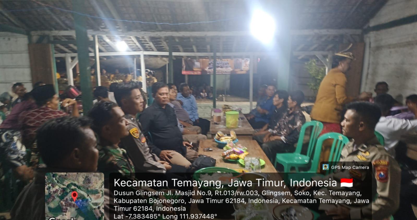 Bhabinkamtibmas dan Babinsa Amankan kegiatan Hajatan Warga