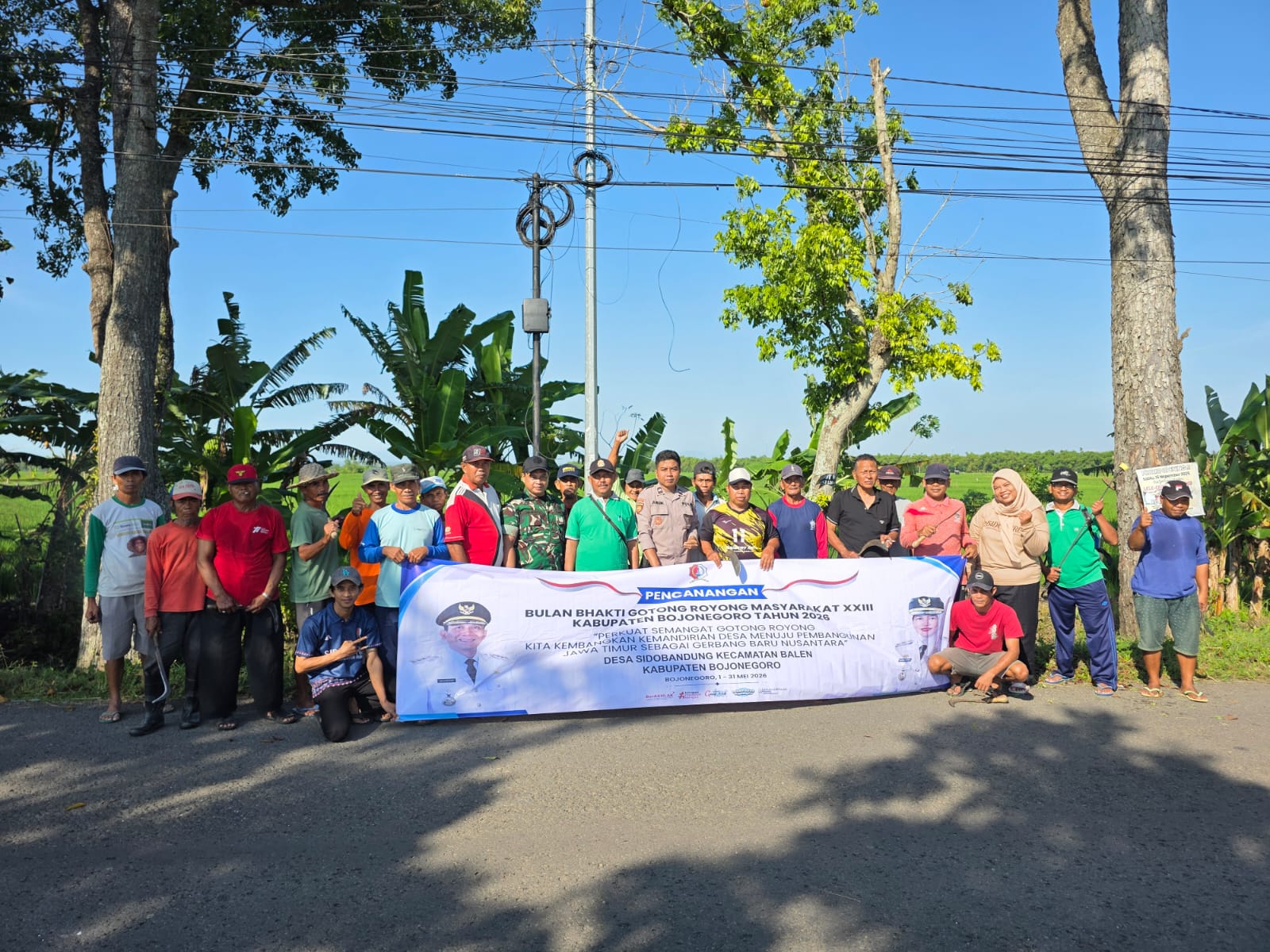 3 Pilar Desa Sidobandung pimpin pelaksanaan kerja bhakti dalam rangka BBGRM