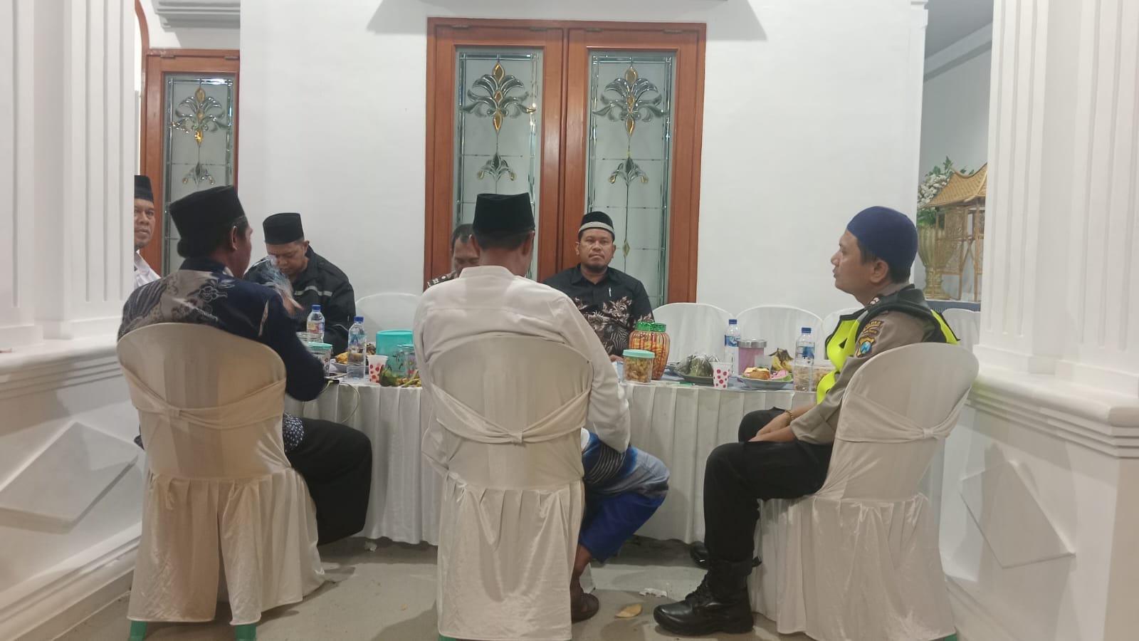 Polsek Trucuk Bersinergi Amankan Sholawatan Dalam Rangka Hajat Nikahan