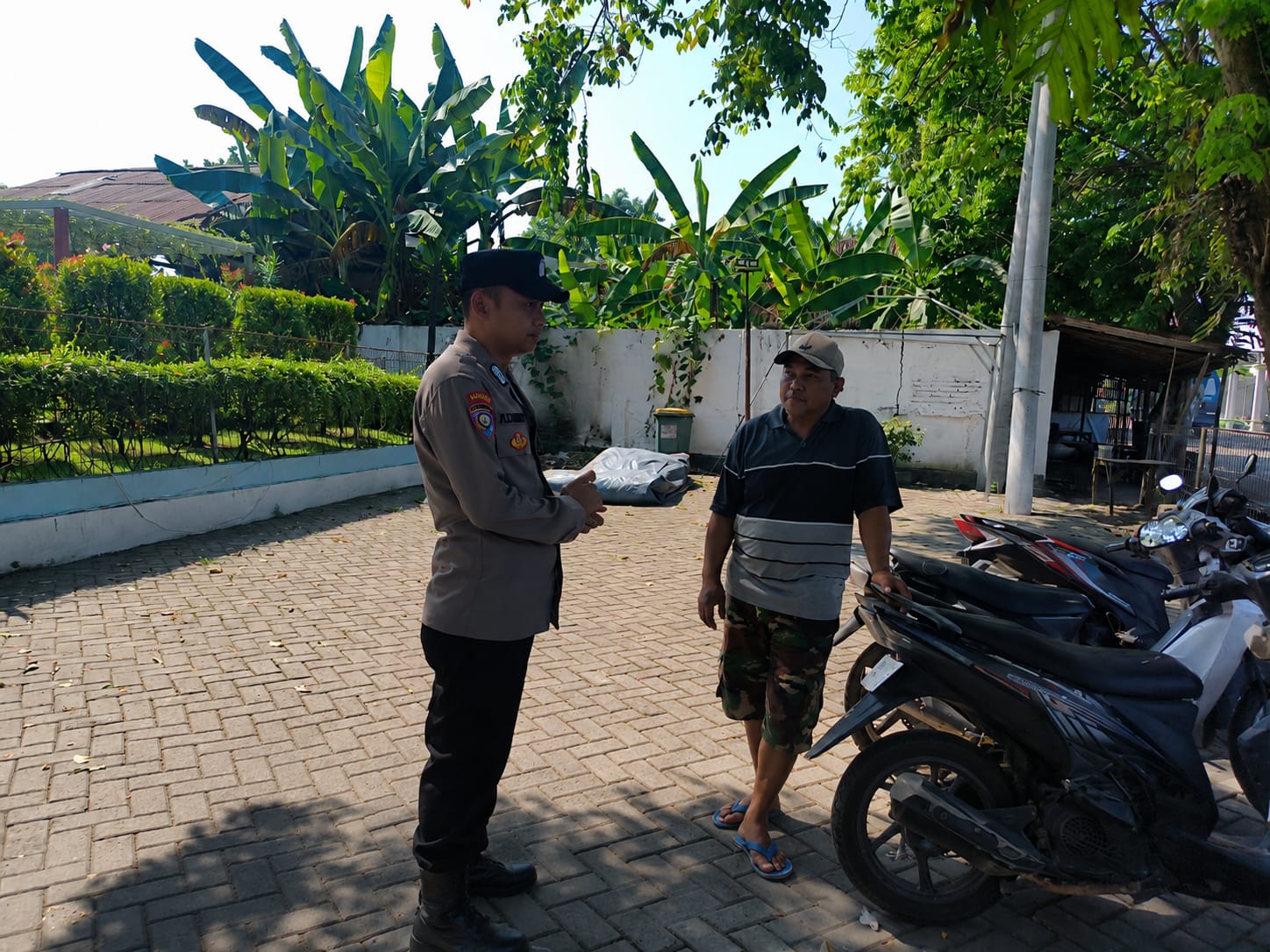 Polsek Baureno Beri Himbauan Pada Tukang Parkir, Agar Supaya Tetap Waspada Curanmor