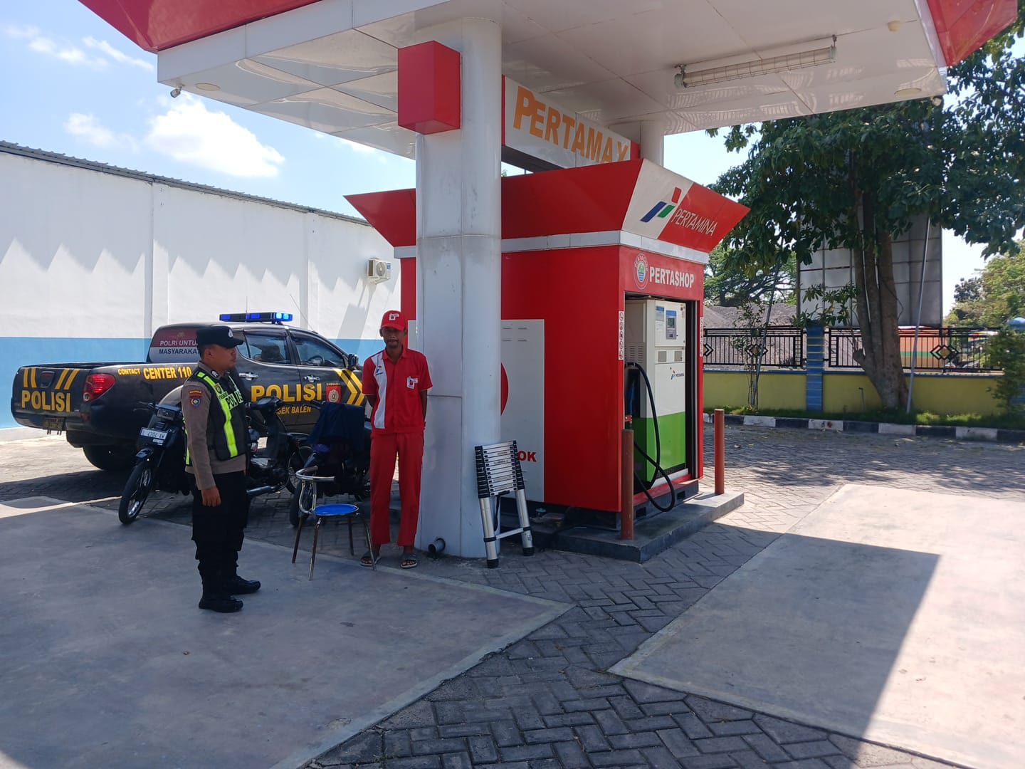 Personil Polsek Balen laksanakan giat Patroli Sapa Siang