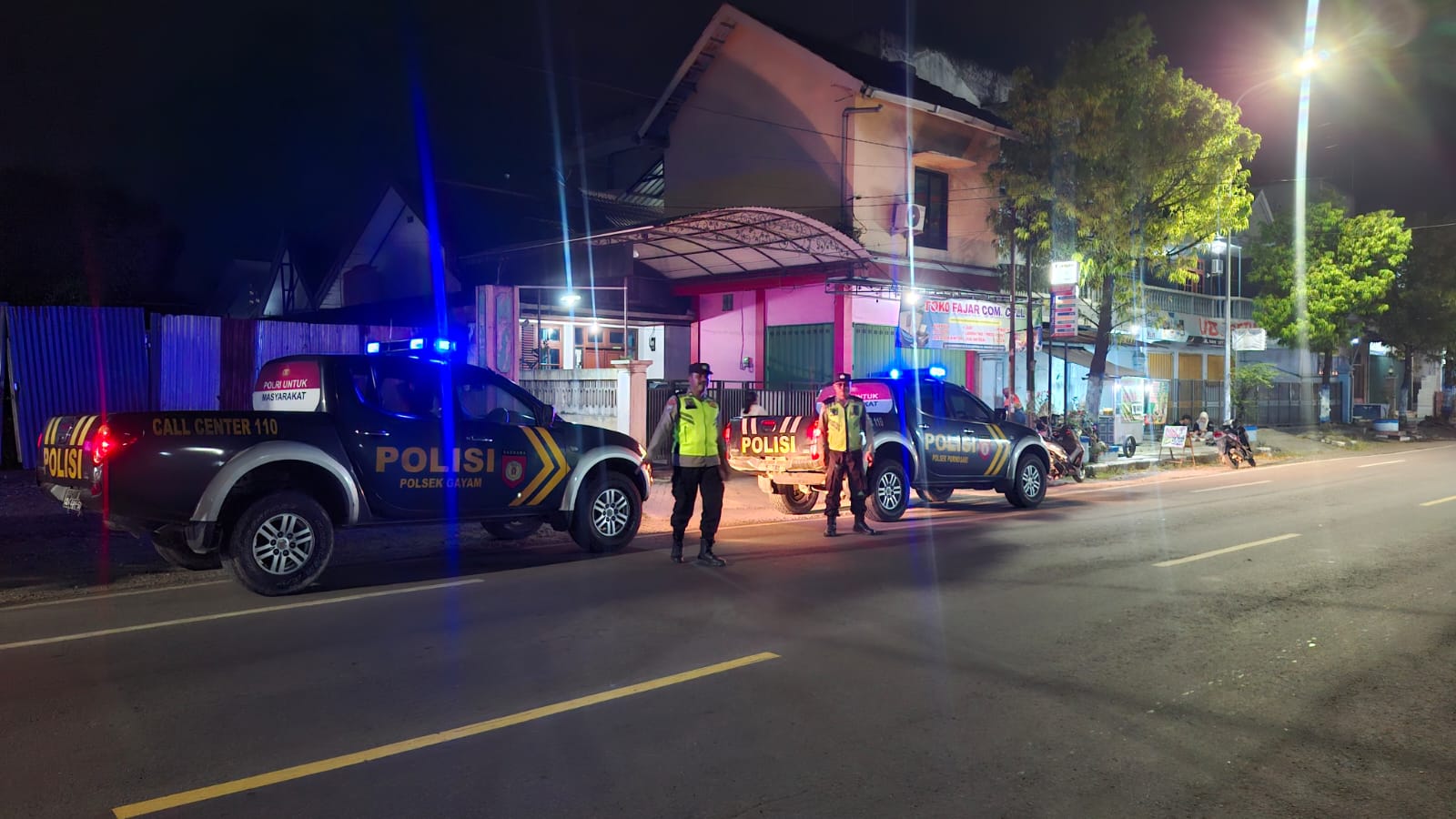 CEGAH BALAP LIAR GANGUAN KAMTIBMAS POLSEK GAYAM DAN POLSEK PURWOSARI GELAR PATROLI BERSINGGUNGAN
