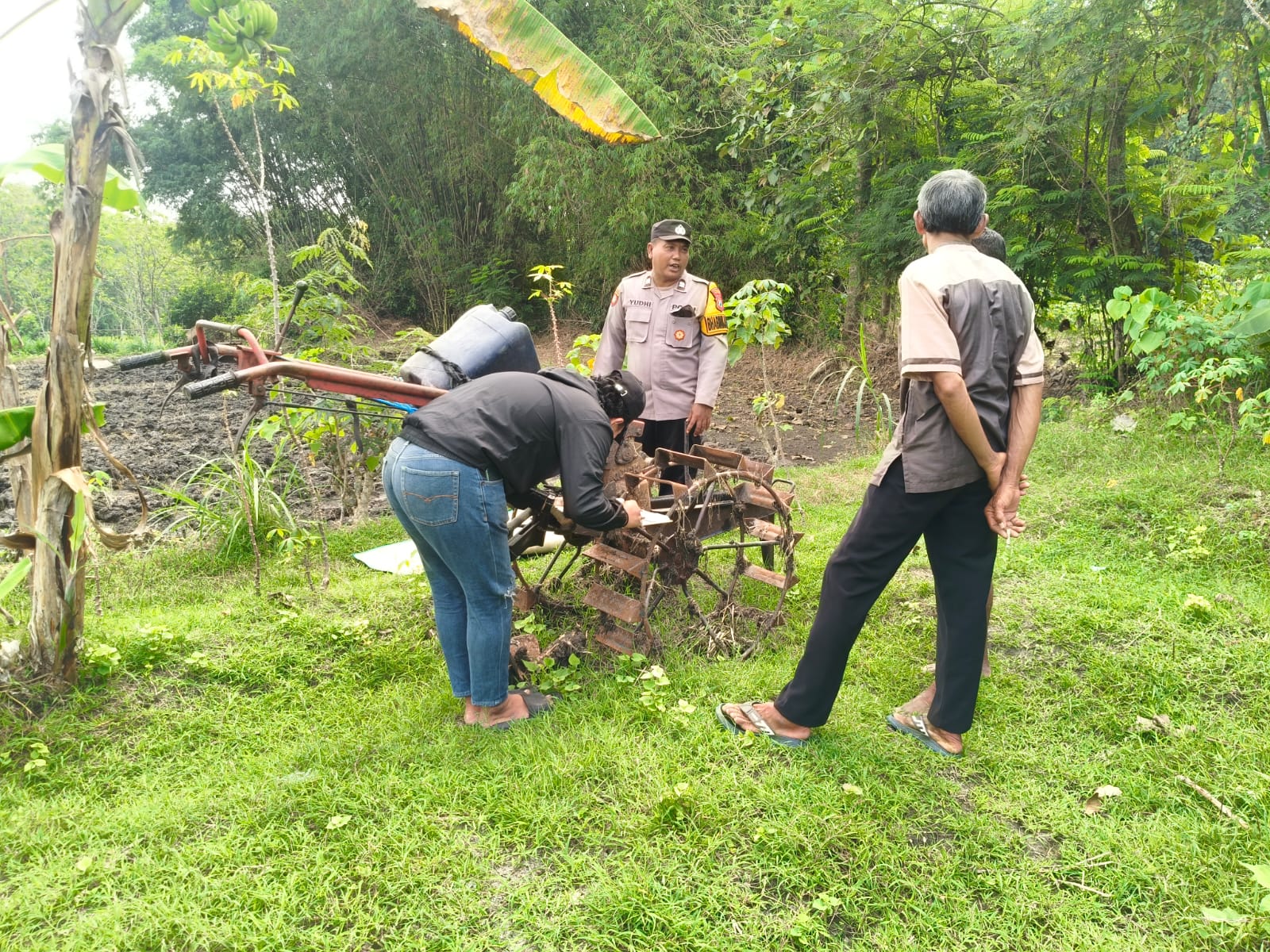 Respon Cepat Call Center 110 Polri, Polsek Padangan Datangi TKP Pencurian di Desa Ngasinan