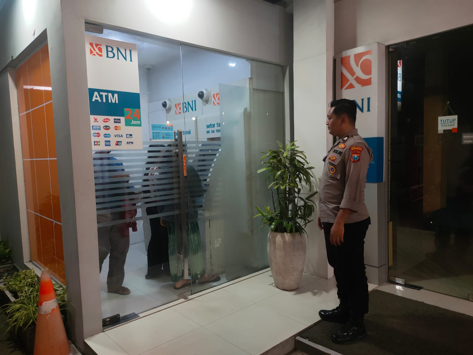 Polsek Baureno Rutin Gelar Patroli Malam, Antisipasi Gangguan Kamtibmas