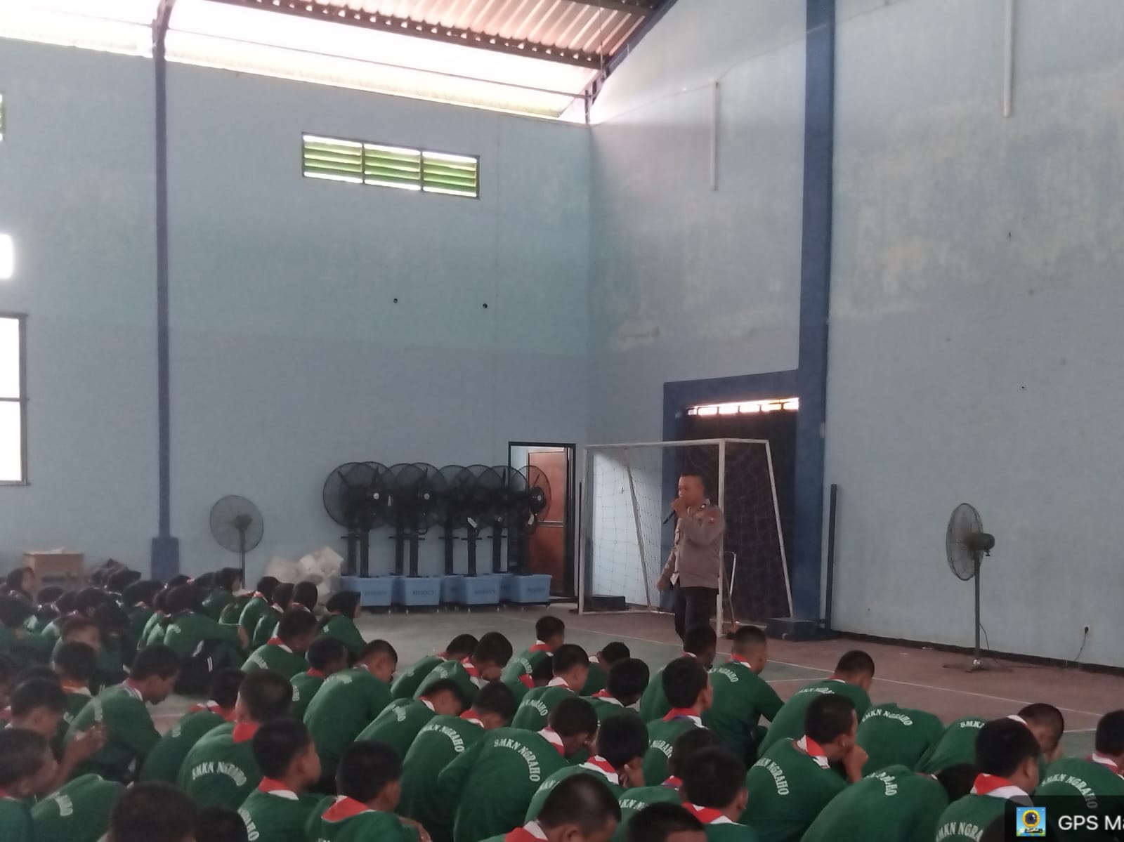 Kanit Samapta Polsek Ngraho beri penyuluhan tertib Lalu Lintas di SMK N 1Ngraho